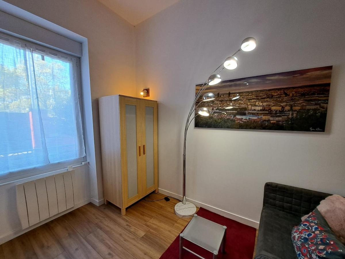 Studio Cosy Entierement Renove A Deux Pas De Lyon Fontaines-sur-Saone Εξωτερικό φωτογραφία