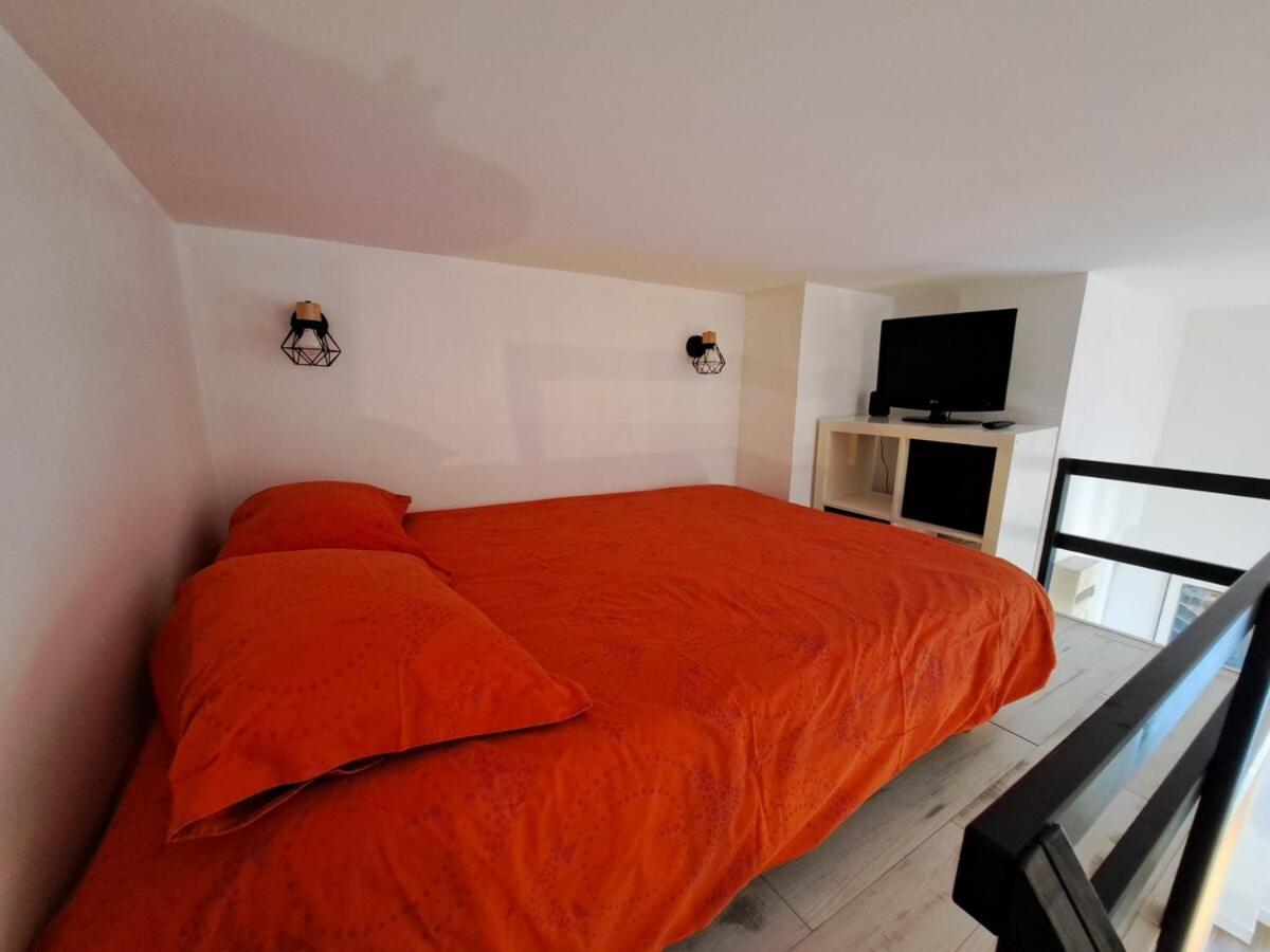 Studio Cosy Entierement Renove A Deux Pas De Lyon Fontaines-sur-Saone Εξωτερικό φωτογραφία