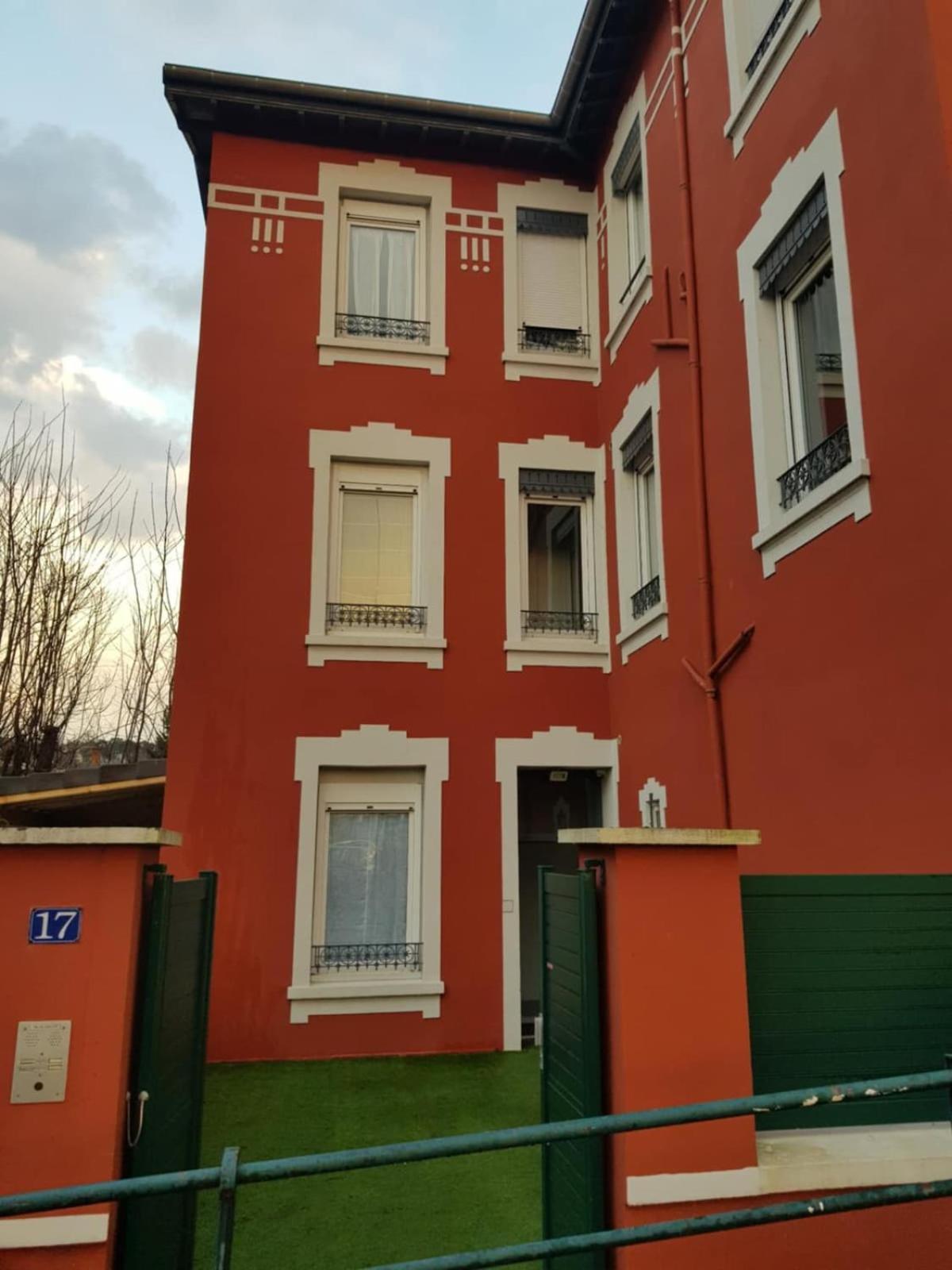 Studio Cosy Entierement Renove A Deux Pas De Lyon Fontaines-sur-Saone Εξωτερικό φωτογραφία