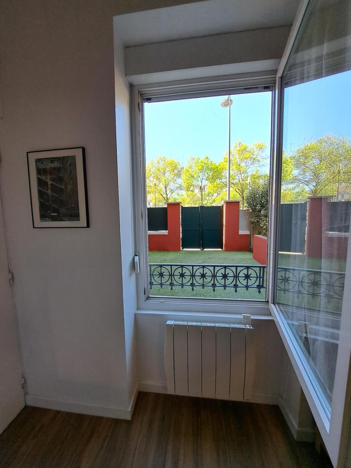 Studio Cosy Entierement Renove A Deux Pas De Lyon Fontaines-sur-Saone Εξωτερικό φωτογραφία